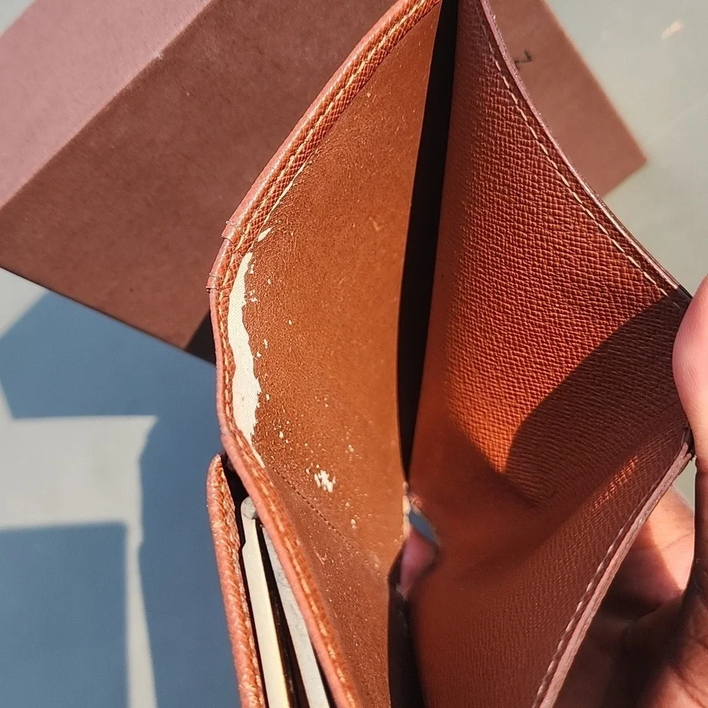 Authentic Louis Vuitton kisslock wallet